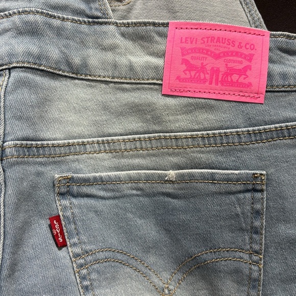 Levi’s Shortalls Overalls,relaxed fit,stretch,adjustable straps,5 pocket,distres - Picture 7 of 9